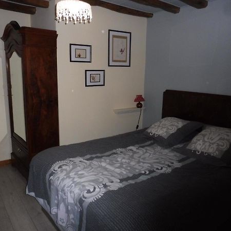 Chambre D'Hotes Des 3 Ifs Vernot Exterior foto