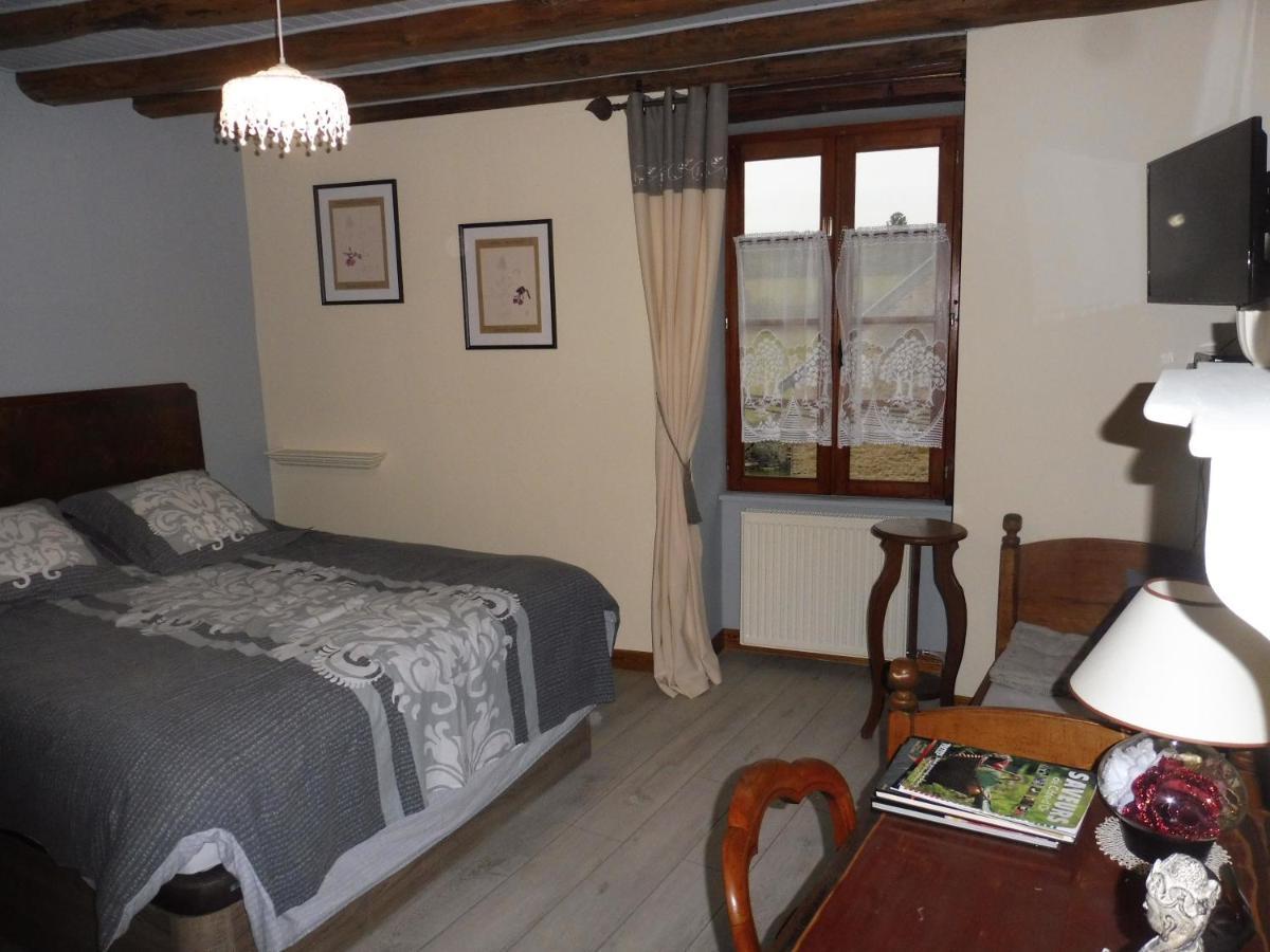 Chambre D'Hotes Des 3 Ifs Vernot Exterior foto
